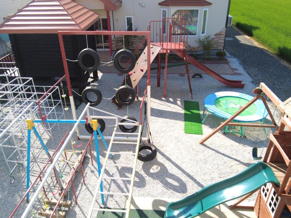 Petit Hotel Blaneneige Nakafurano Kültér fotó